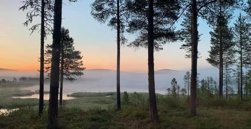 Kaupinmaja, Yllaes, Aekaeslompolo, Lapland - Log With And Fell Scenery Äkäslompolo